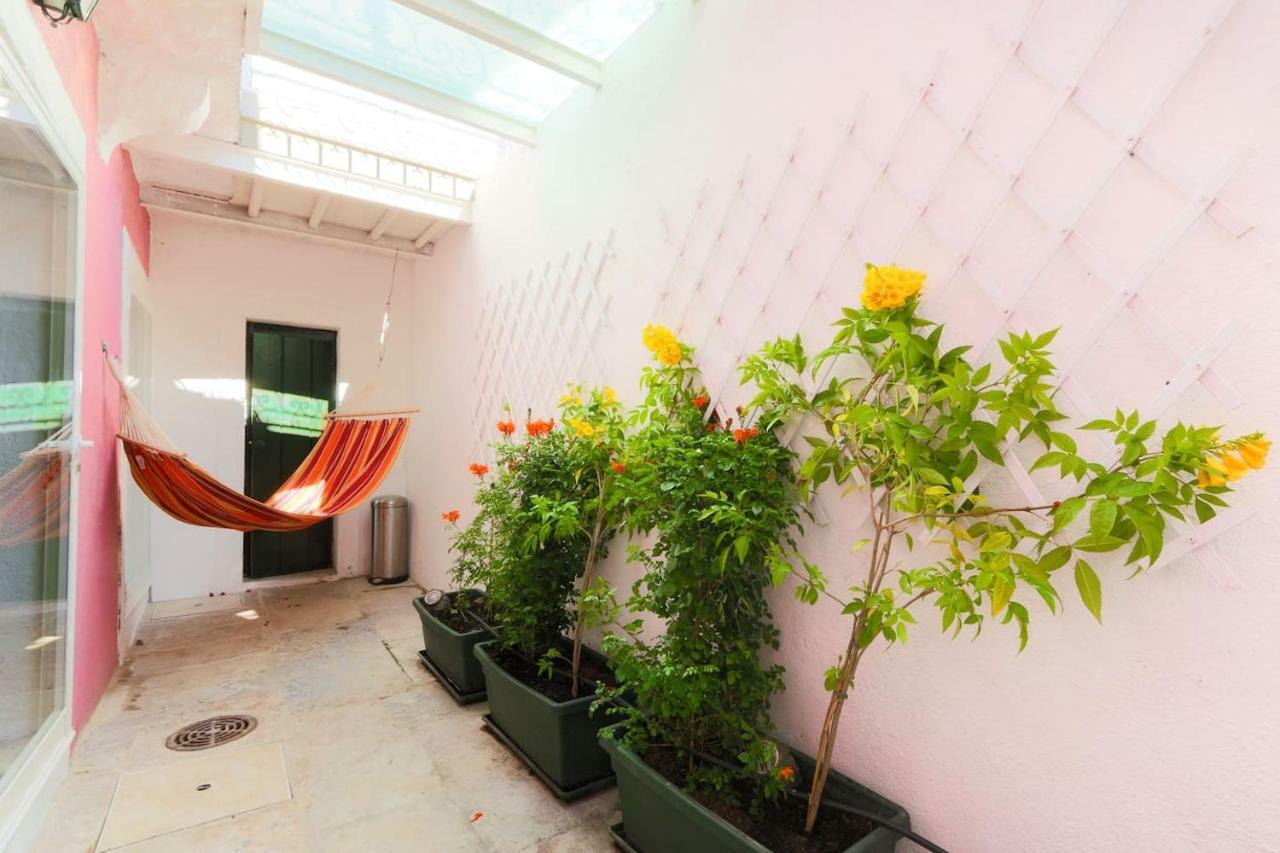 ליסבון 2 Bedroom Apartment With Patio Next To Avenida Da Liberdade מראה חיצוני תמונה