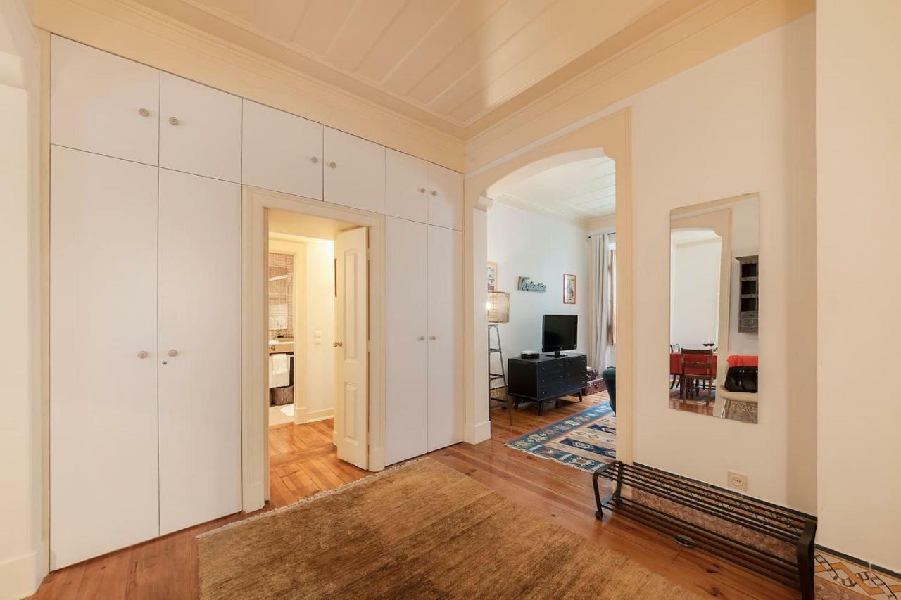 ליסבון 2 Bedroom Apartment With Patio Next To Avenida Da Liberdade מראה חיצוני תמונה